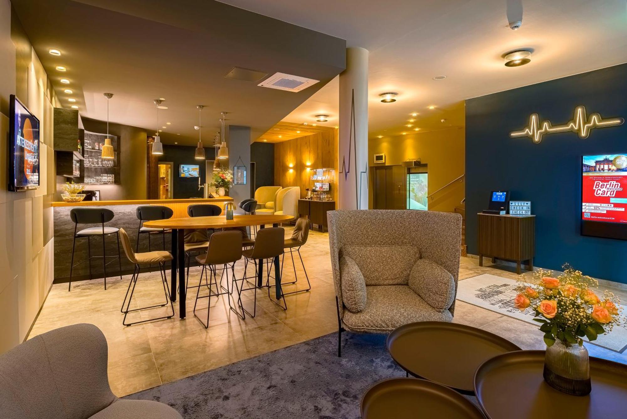 Western Kantstrasse Hotel 4*